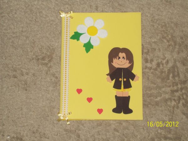 Caderno pequeno capa dura 96 folhas Menina Inverno